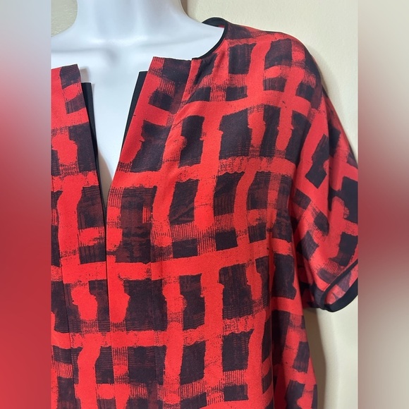 Lafayette 148 Womens 100% Silk Print Tunic Shirt Size S Red Black Short Sleeve - Picture 4 of 11